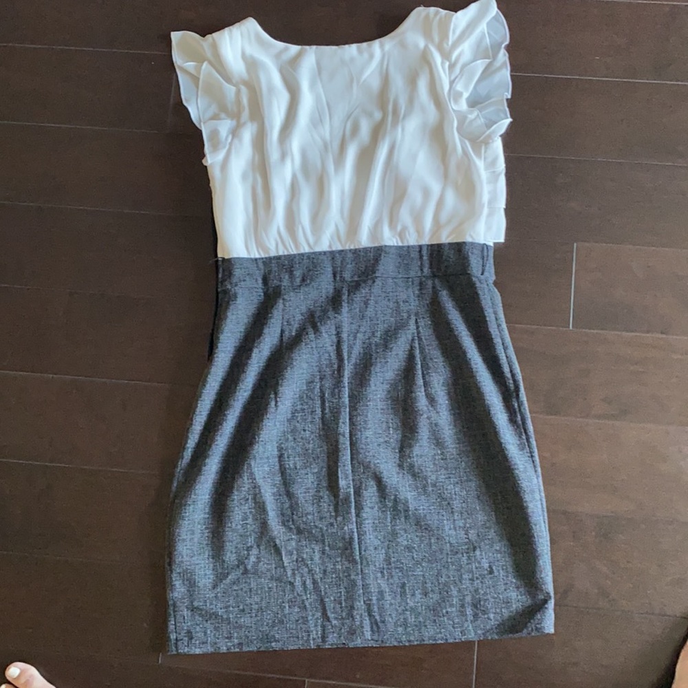 Work dress - Picture 4 of 4